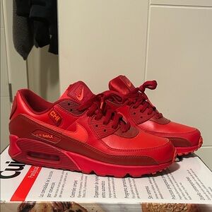 Nike Air Max 90 Sneakers
